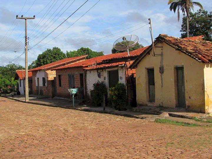 MEMÓRIAS DO QUEIMADINHO: registros da história da prostituição na cidade de Altos, Piauí